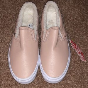 Slip-on Fleece Leather